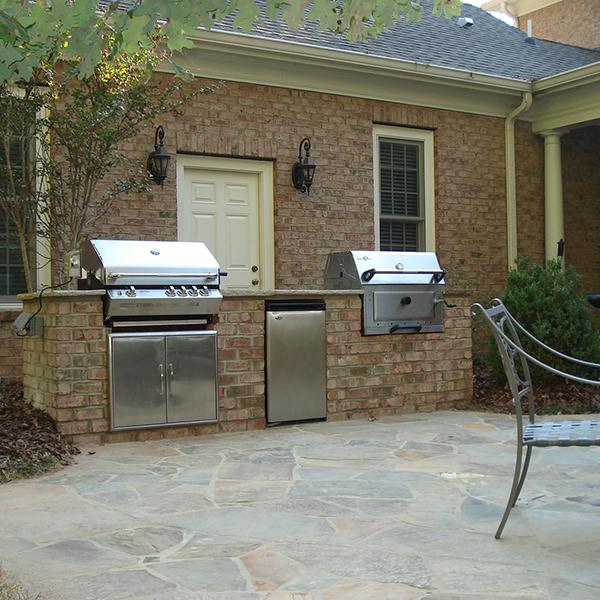 Outdoor Kitchen